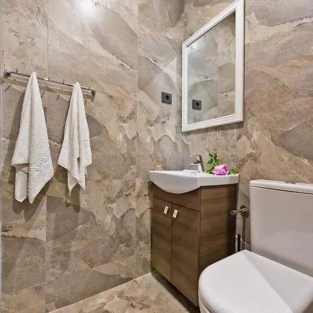 ゲストハウス Vika *